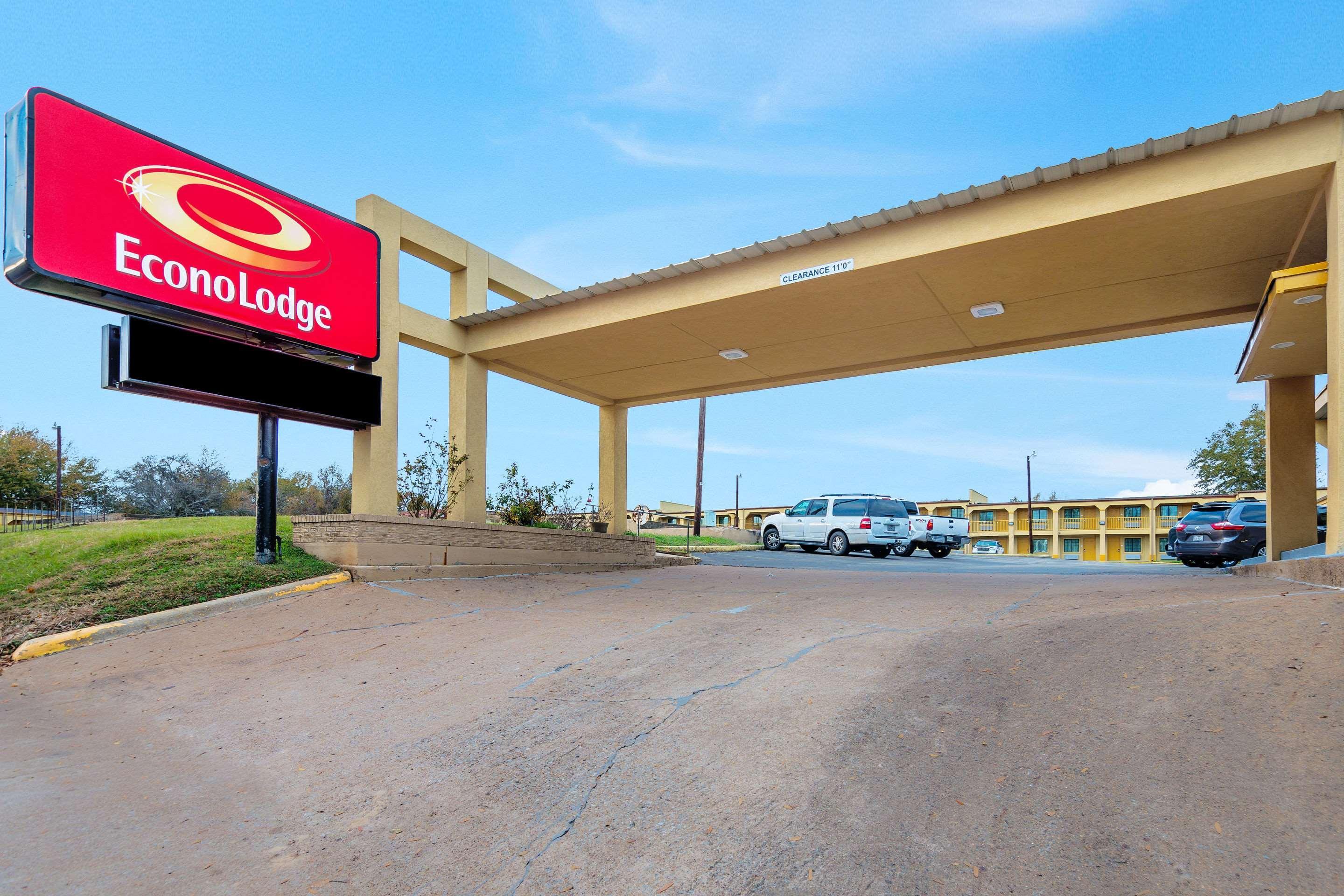Super 8 By Wyndham Palestine Tx Hotel Ngoại thất bức ảnh