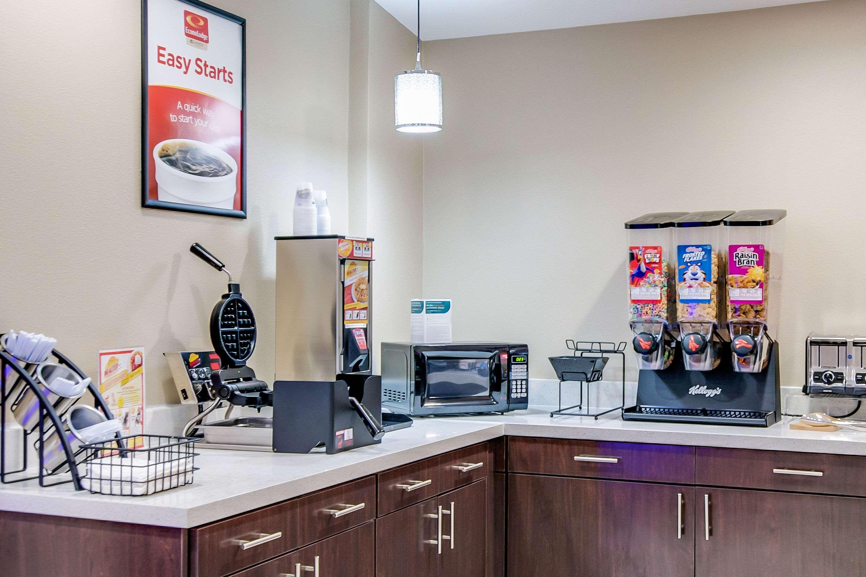 Super 8 By Wyndham Palestine Tx Hotel Ngoại thất bức ảnh